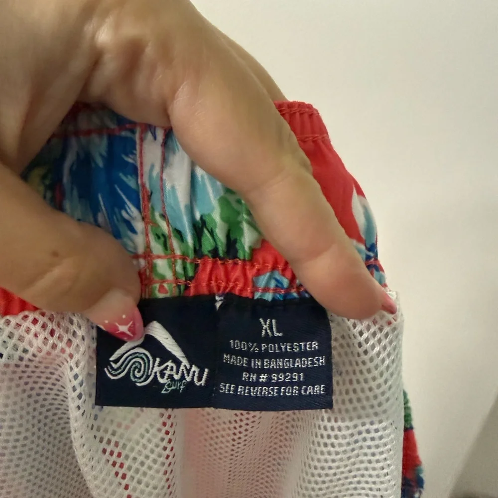 Kanu Surf Red Parrot Print Men's Athletic Shorts
